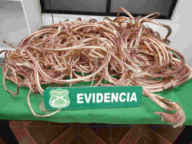 Dos detenidos por robo de cable de cobre en Machalí