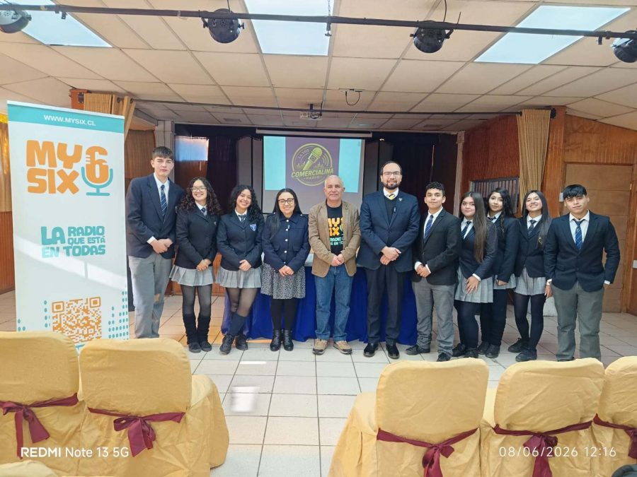 Liceo Comercial Diego Portales y MySix Radio lanzan “La Voz Comercialina” Liceo Comercial Diego Portales y MySix Radio lanzan “La Voz Comercialina”