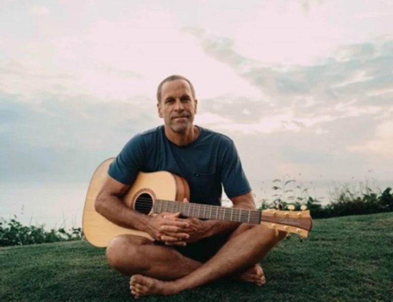 Jack Johnson encabezará Surfestival 2027: el máximo referente  de la cultura surf llega a Pichilemu