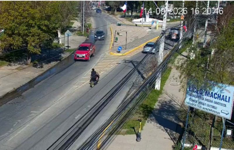 Carabineros detiene a sujeto que circulaba en motocicleta con encargo vigente en Machalí Carabineros detiene a sujeto que circulaba en motocicleta con encargo vigente en Machalí